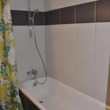 Apartment Niove Budget One-bedroom *